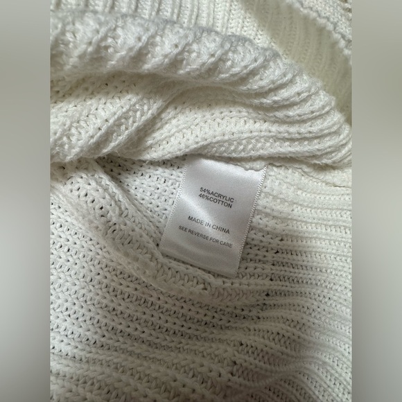 Lucy Paris Cream Knit Sweater - Picture 4 of 4
